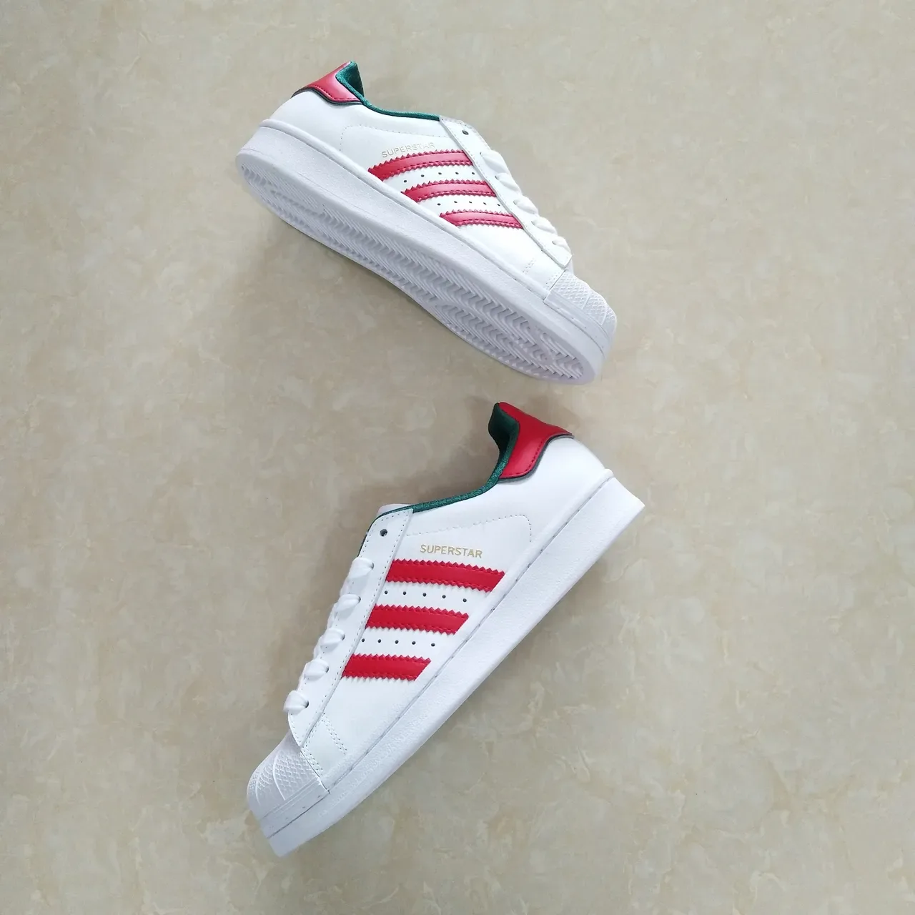 Adidas Superstar White Red Green Lifestyle Sneakers 18
