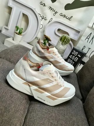 Adidas White Beige Knit Upper Speckled Gradient Running Shoes 9