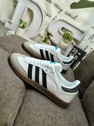 Adidas White Black Low-Top Three-Stripe Side Panel Lifestyle Sneakers 7