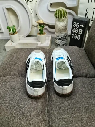 Adidas White Black Low-Top Three-Stripe Side Panel Lifestyle Sneakers 8
