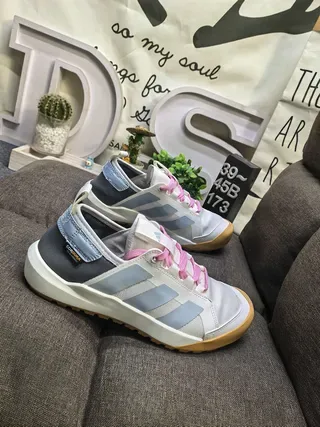 Adidas White Gray Mesh Upper Three-Stripe Side Panel Lifestyle Sneakers 9