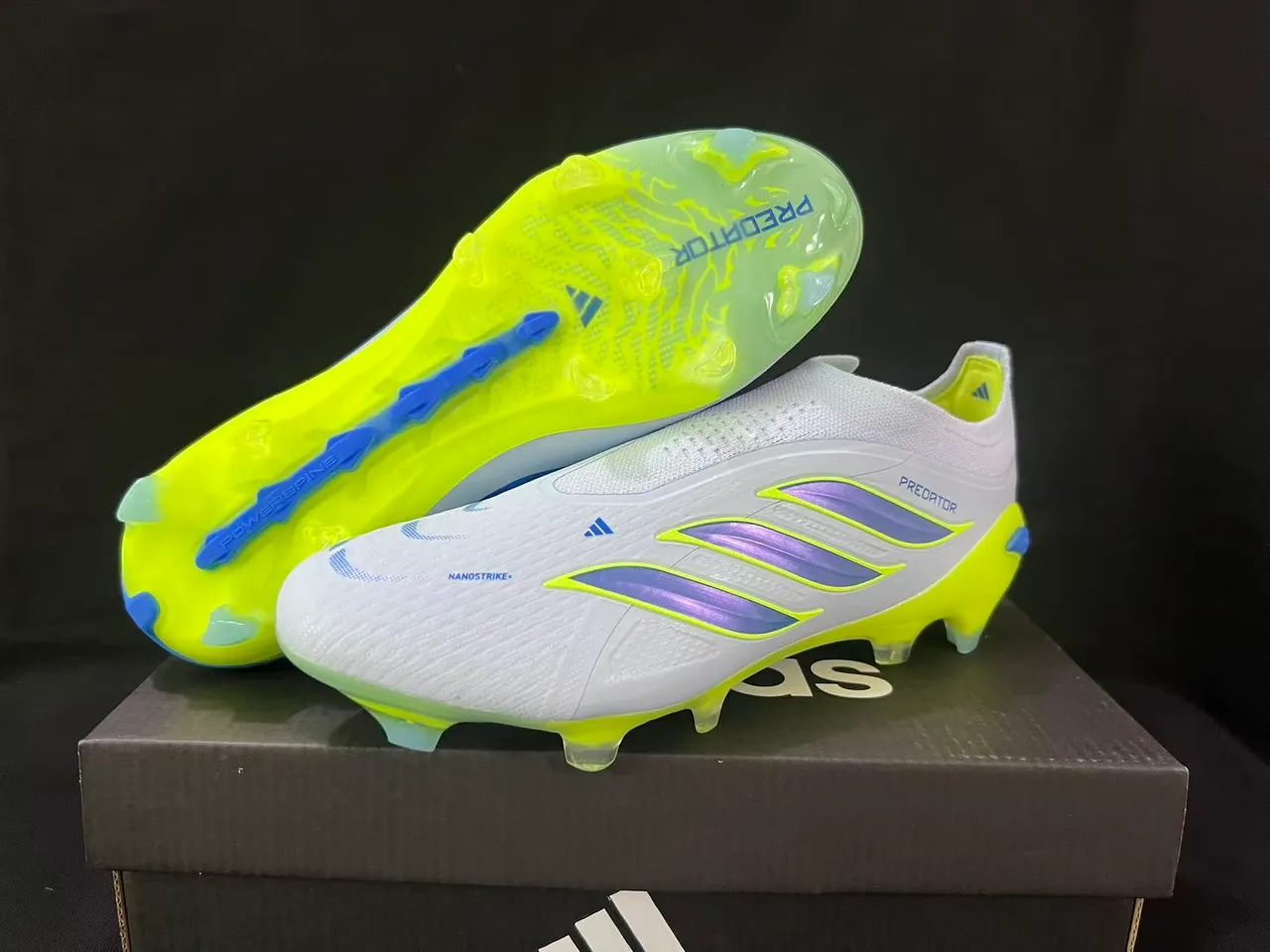 Adidas Blanc Vert Collet à Chaussette Clous Coniques Moldés Herbe Artificielle Chaussures de Football 15