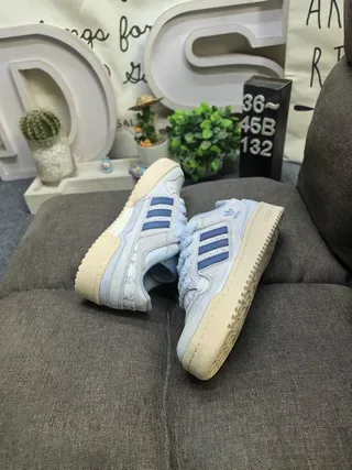 Adidas White Navy Low-Top Textured Embossed Quarter Lifestyle Sneakers 16