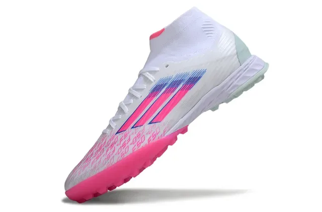 Adidas Chaussures de football pour gazon blanc et rose à col haut avec encolure de chaussette et motifs de rayures dégradées 3
