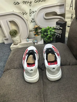 Adidas White Red Perforated Mesh Upper Bold Three-Stripe Branding Lifestyle Sneakers 8