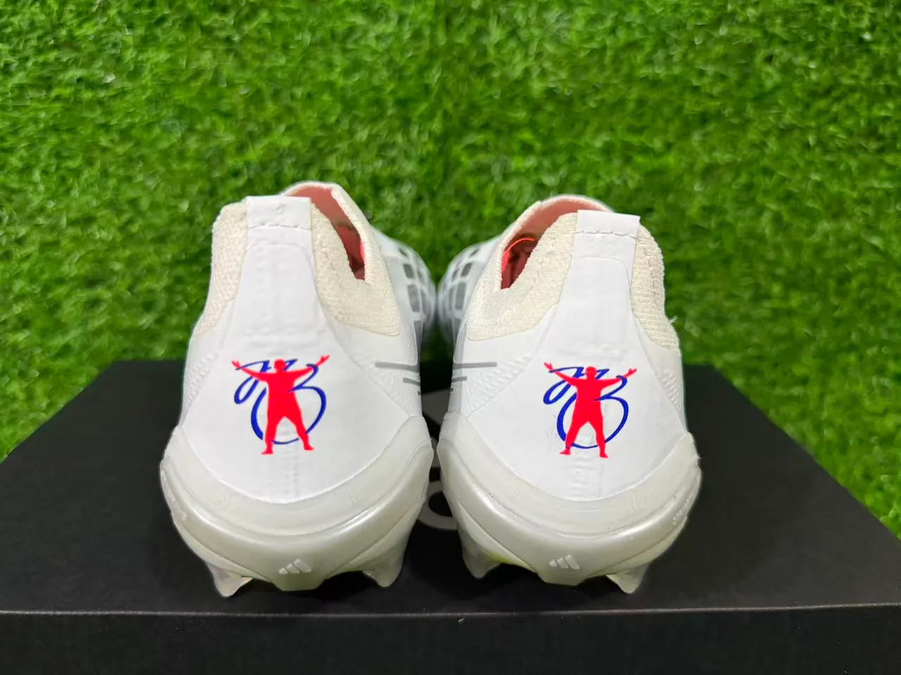 Adidas White Silver Sock-Fit Collar Iridescent Holographic Heel Firm-Ground Soccer Shoes 5
