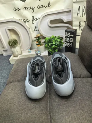 Adidas Yeezy Foam Runner Gray-Black Chunky Sneakers 8