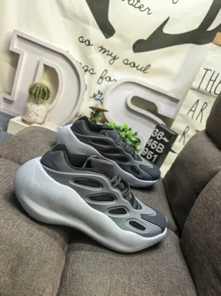 Adidas Yeezy Foam Runner Gray-Black Chunky Sneakers 9