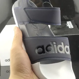 Adidas Yeezy Slide 海军蓝和白色休闲凉鞋