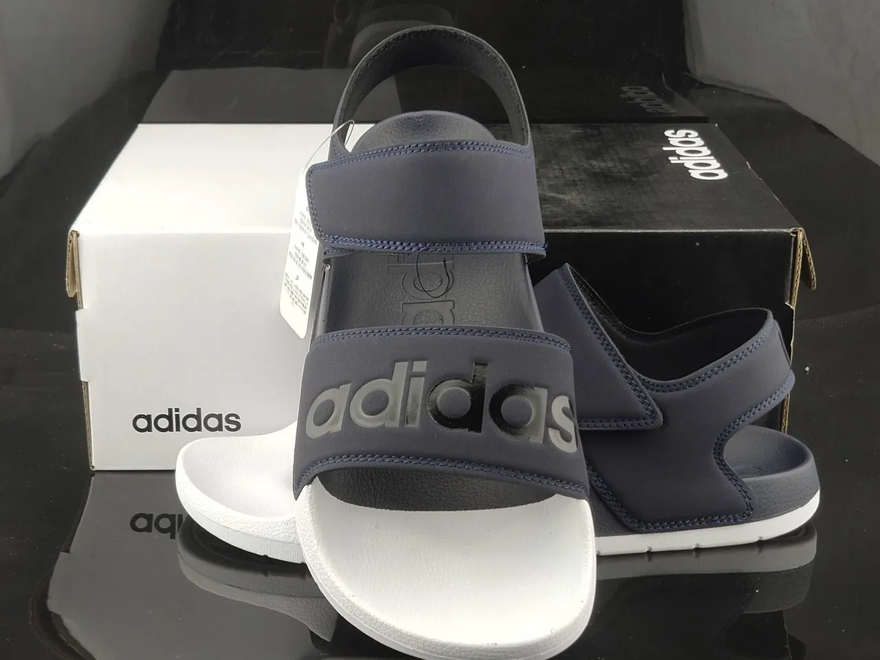 Adidas Yeezy Slide Marine et Blanc Sandales Casual 4