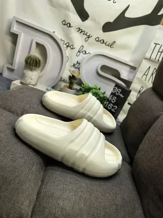 Adidas Yeezy Slide Off-White Slippers 9
