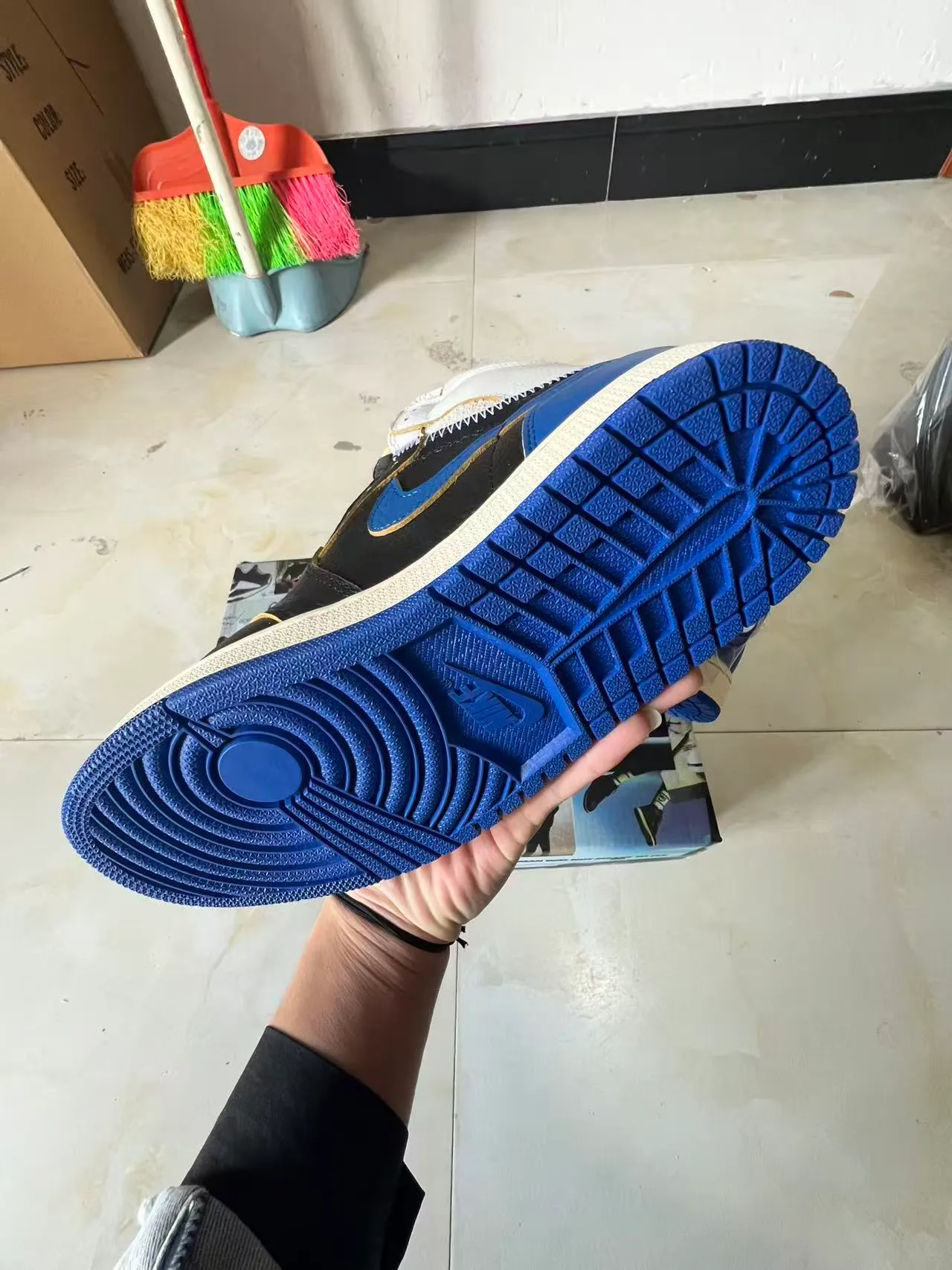 Air Jordan 1 Black Royal Blue Gold Stitching Basketball Shoes 6