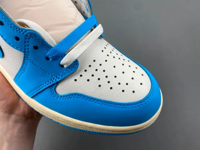 Air Jordan 1 High Blue and Off-White Basketball Shoes 2