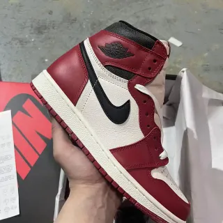 Air Jordan 1 High Red and Off-White Basketball Shoes