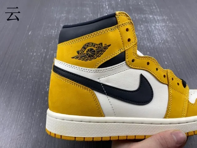 Air Jordan 1 High Top Mustard Yellow Black White Chaussures de basket 3