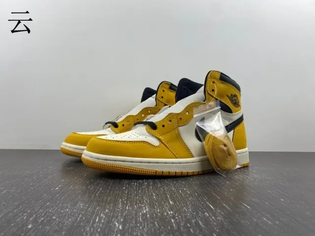 Air Jordan 1 High Top Mustard Yellow Black White Chaussures de basket 13