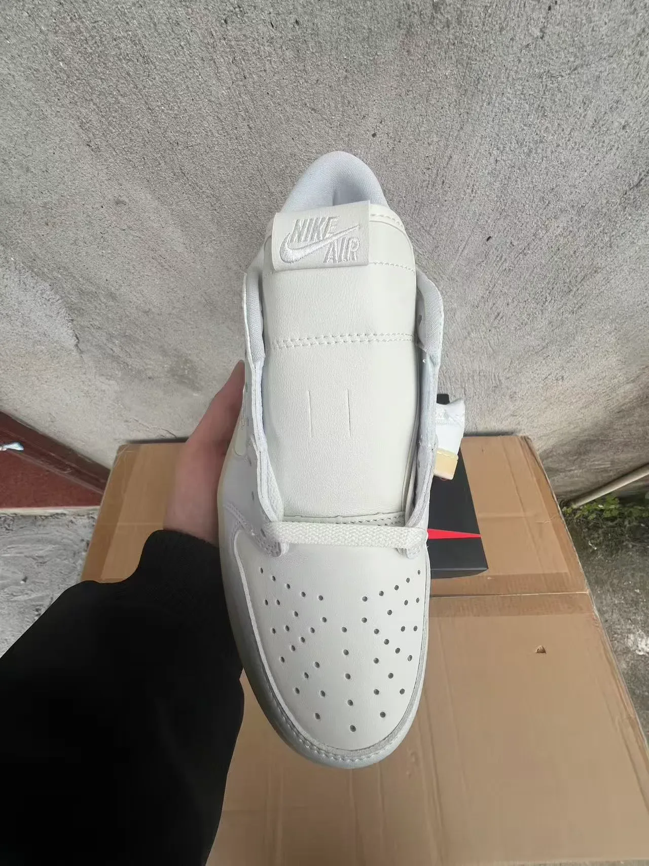Air Jordan 1 White Embroidered Floral Lifestyle Sneakers 3