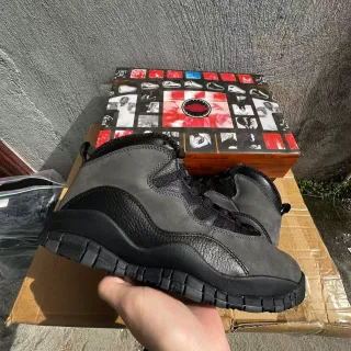 Air Jordan 10 深灰黑篮球鞋