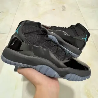 Air Jordan 11 黑青色篮球鞋