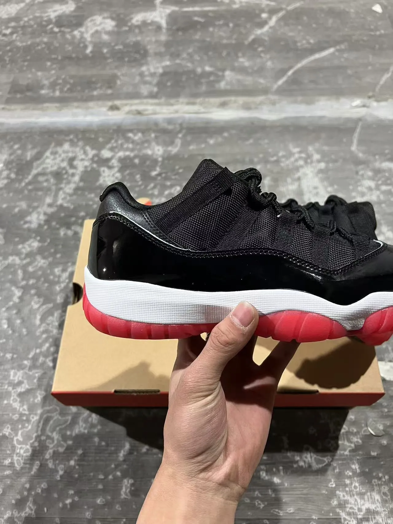Air Jordan 11 Black White Red Basketball Shoes 5