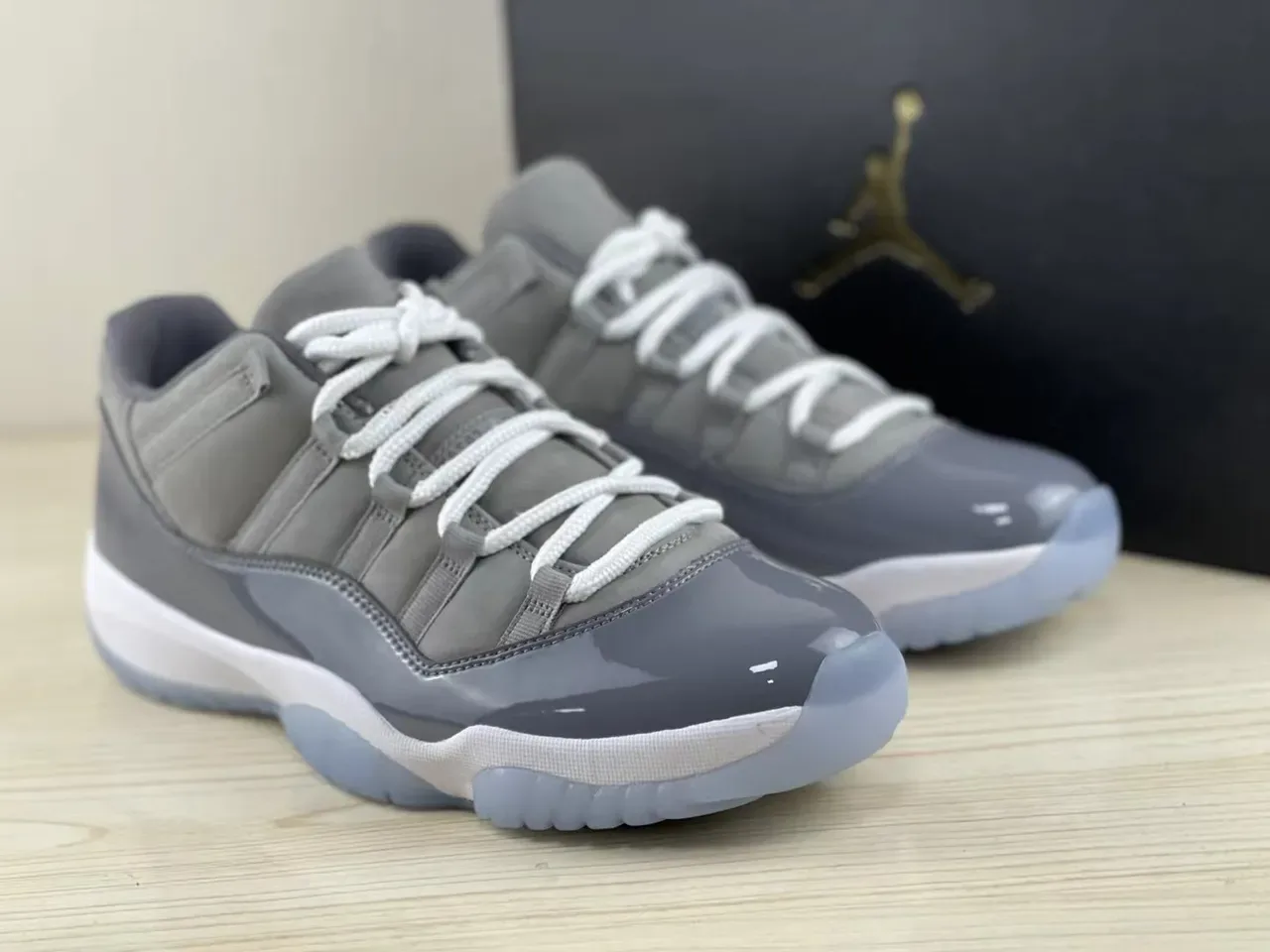 Air Jordan 11 Gray Patent Leather Basketball Shoes 3