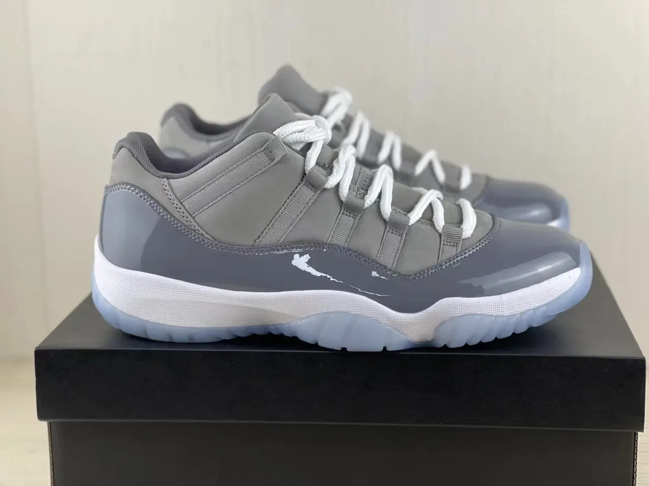 Air Jordan 11 Gray Patent Leather Basketball Shoes 8