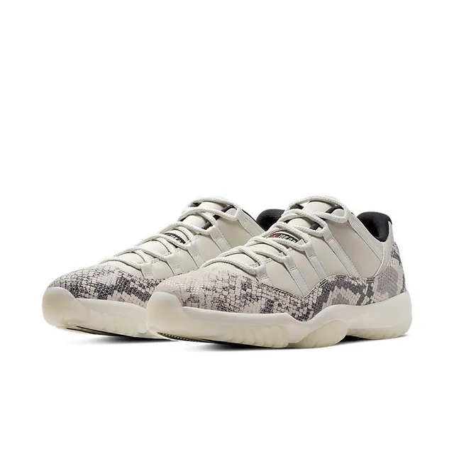 Air Jordan 11 Snakeskin Low-Top Basketball Shoes 3