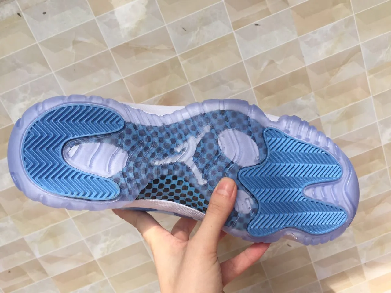 Air Jordan 11 White and Light Blue Patent Leather Basketball Shoes 9