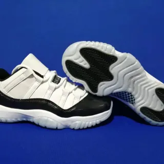 Air Jordan 11 White Black Patent Leather Basketball Shoes