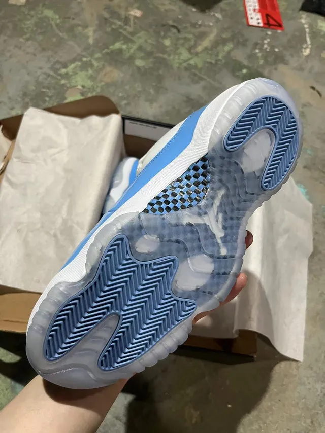 Air Jordan 11 White Light Blue Patent Leather Basketball Shoes 4