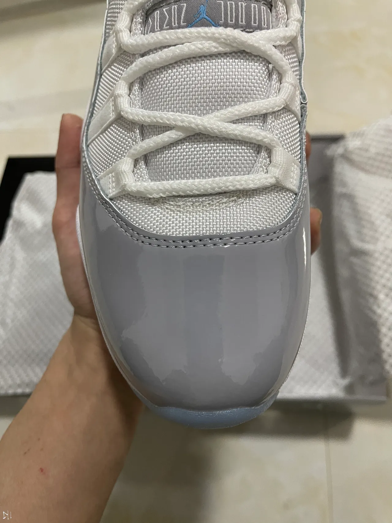 Air Jordan 11 White Light Gray Patent Leather Basketball Shoes 3