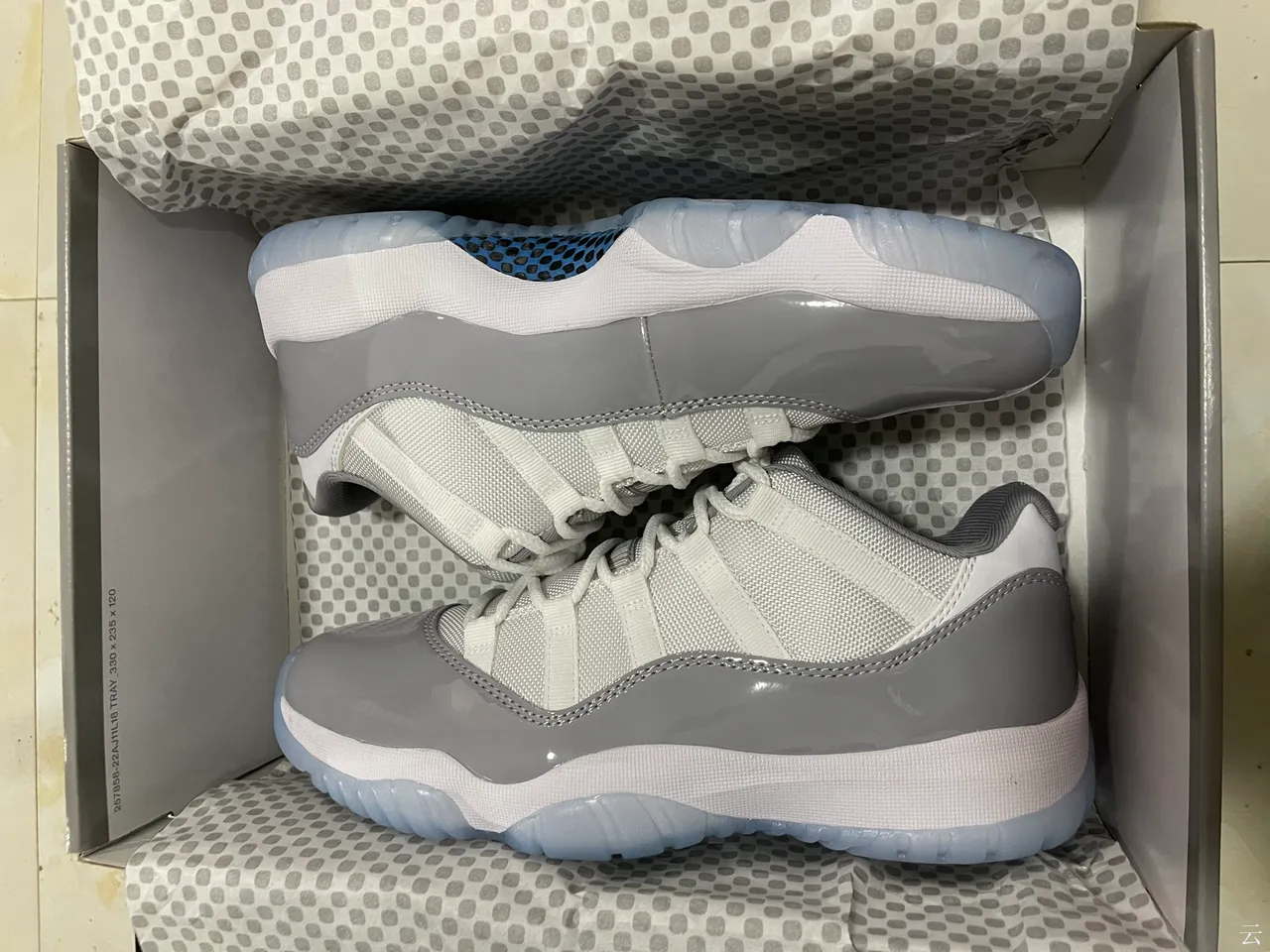 Air Jordan 11 White Light Gray Patent Leather Basketball Shoes 8