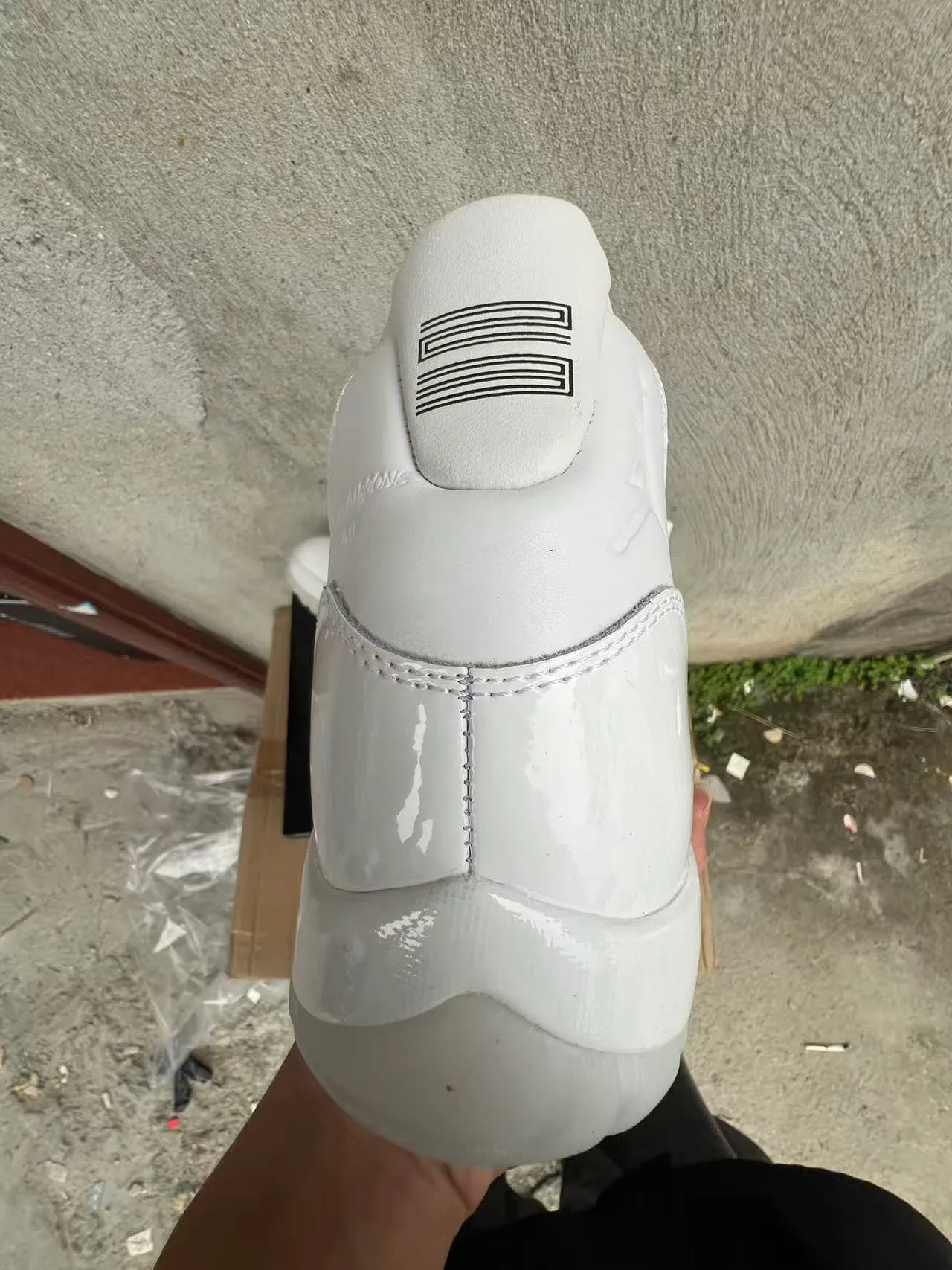 Air Jordan 11 White Patent Leather Basketball Shoes 8