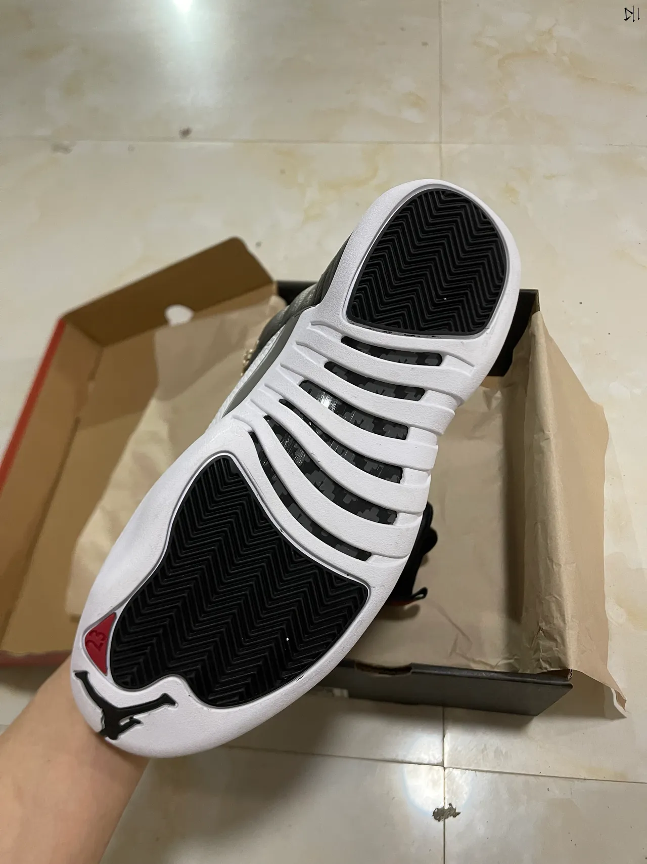 Air Jordan 12 Black and White Quilted Leather Basketball Shoes 5
