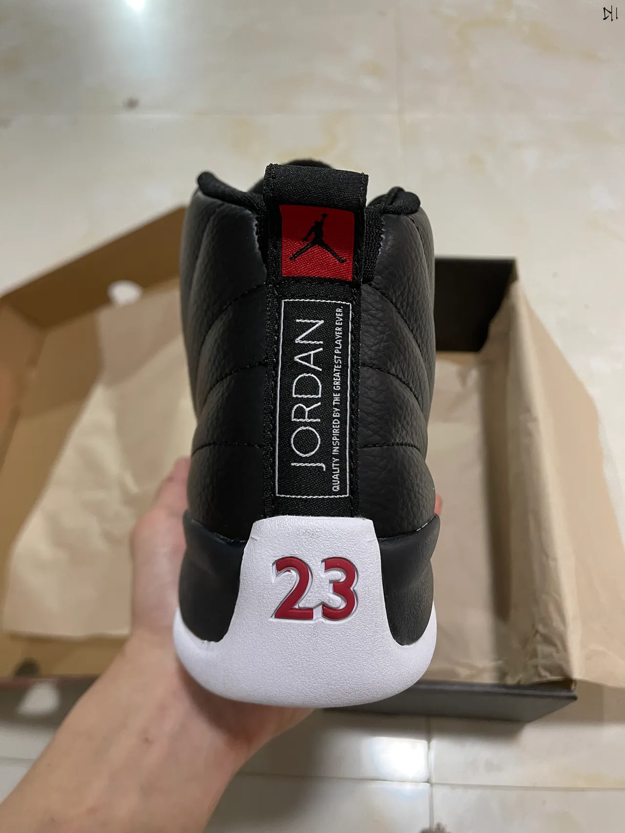 Air Jordan 12 Black and White Quilted Leather Basketball Shoes 6