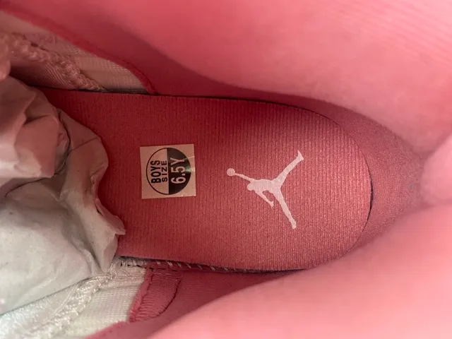 Air Jordan 12 Monochromatic Pink Basketball Shoes 7
