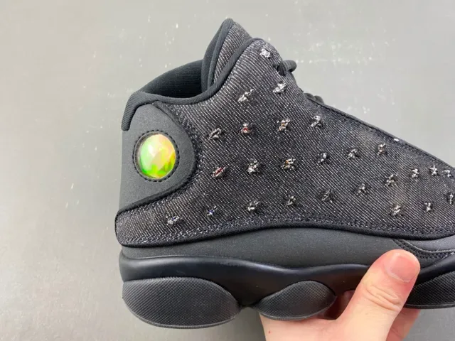 Air Jordan 13 काले डेनिम स्टडेड बास्केटबॉल जूते 4