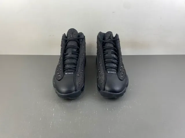 Air Jordan 13 काले डेनिम स्टडेड बास्केटबॉल जूते 13