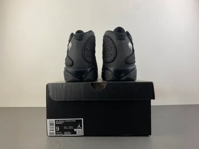 Air Jordan 13 काले डेनिम स्टडेड बास्केटबॉल जूते 19