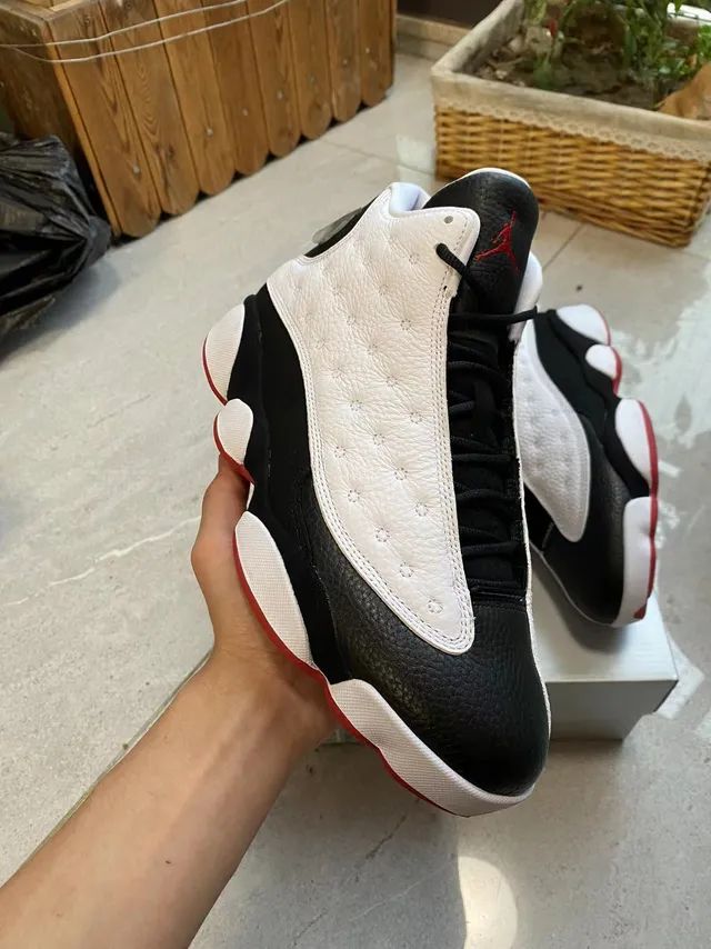Air Jordan 13 Black White Red Quilted Leather Basketball Shoes 2