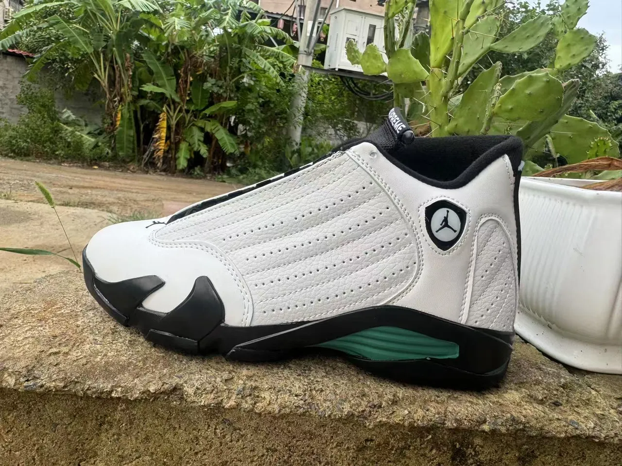 Air Jordan 14 White Black Green Basketball Shoes 5