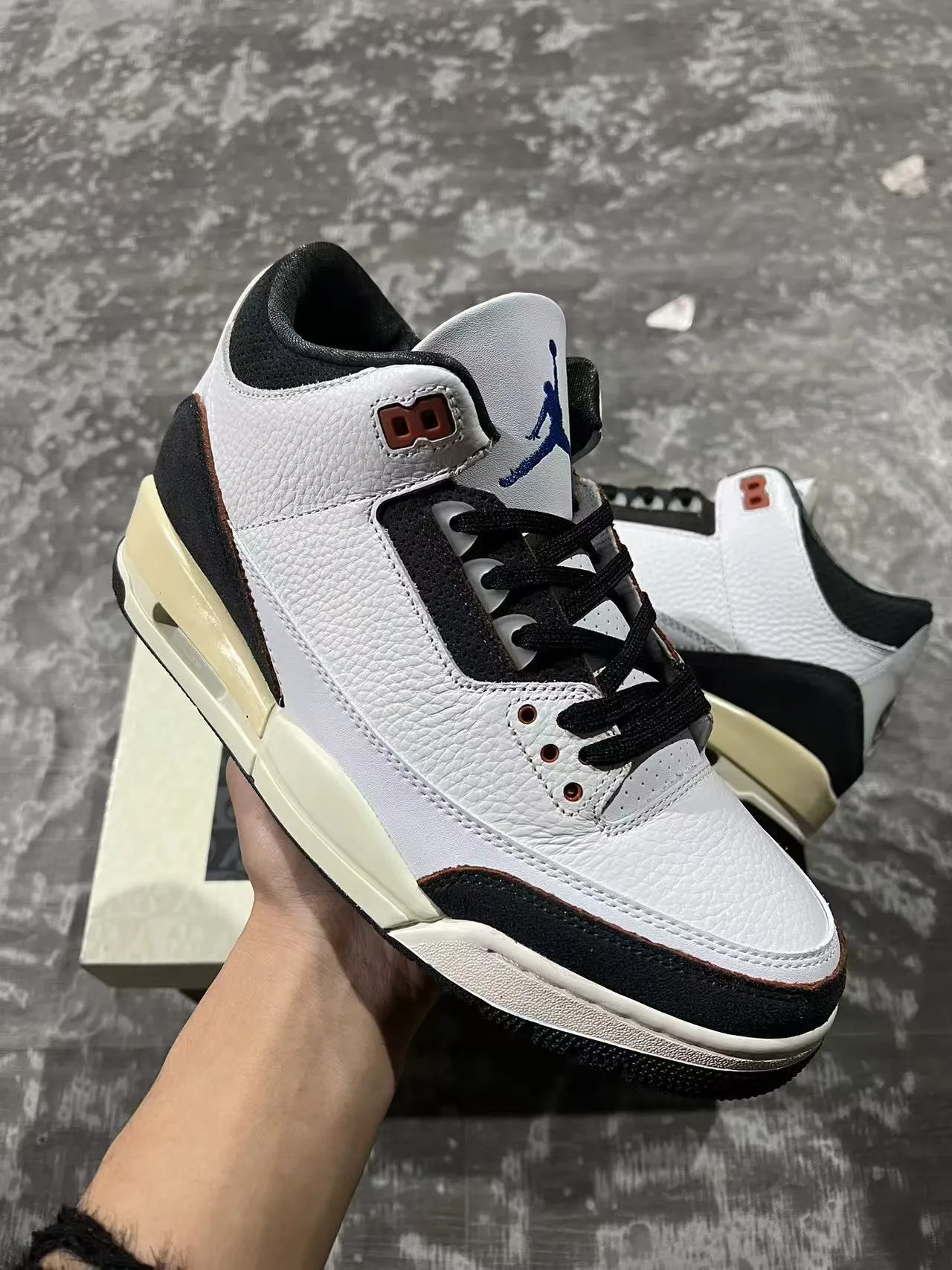 Air Jordan 3 White Black Cream Basketball Shoes 2