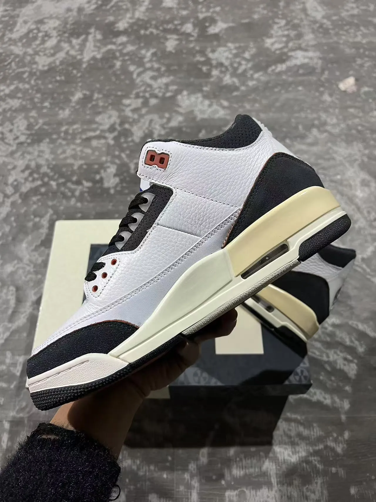 Air Jordan 3 White Black Cream Basketball Shoes 5