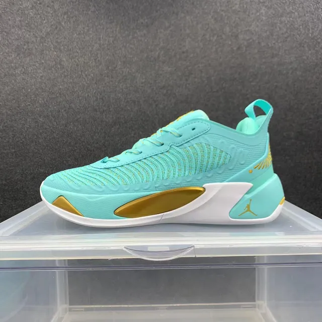 Chaussures de basketball Air Jordan 37 Jade Gold 2