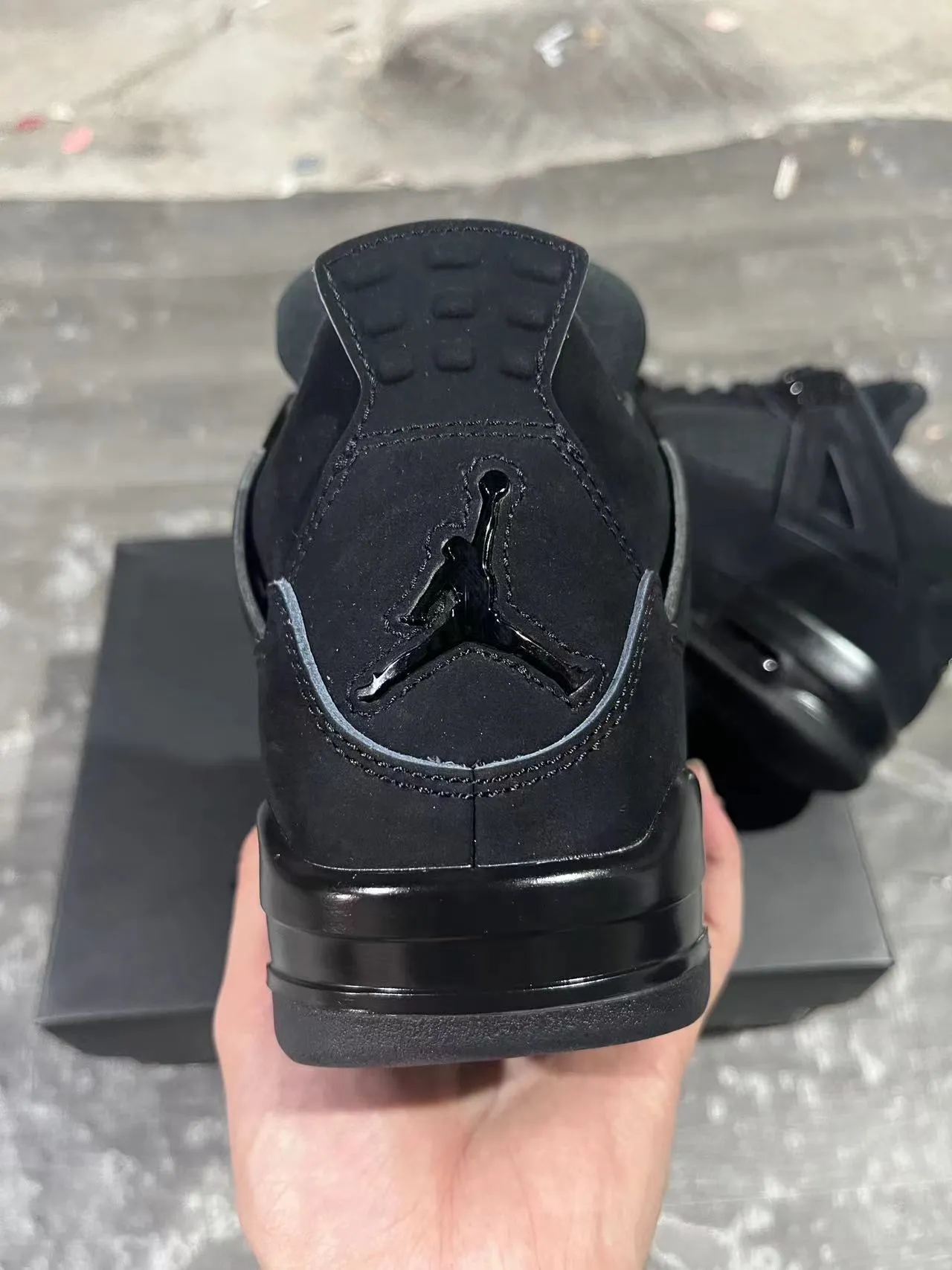 Air Jordan 4 All-Black Basketball Shoes 7