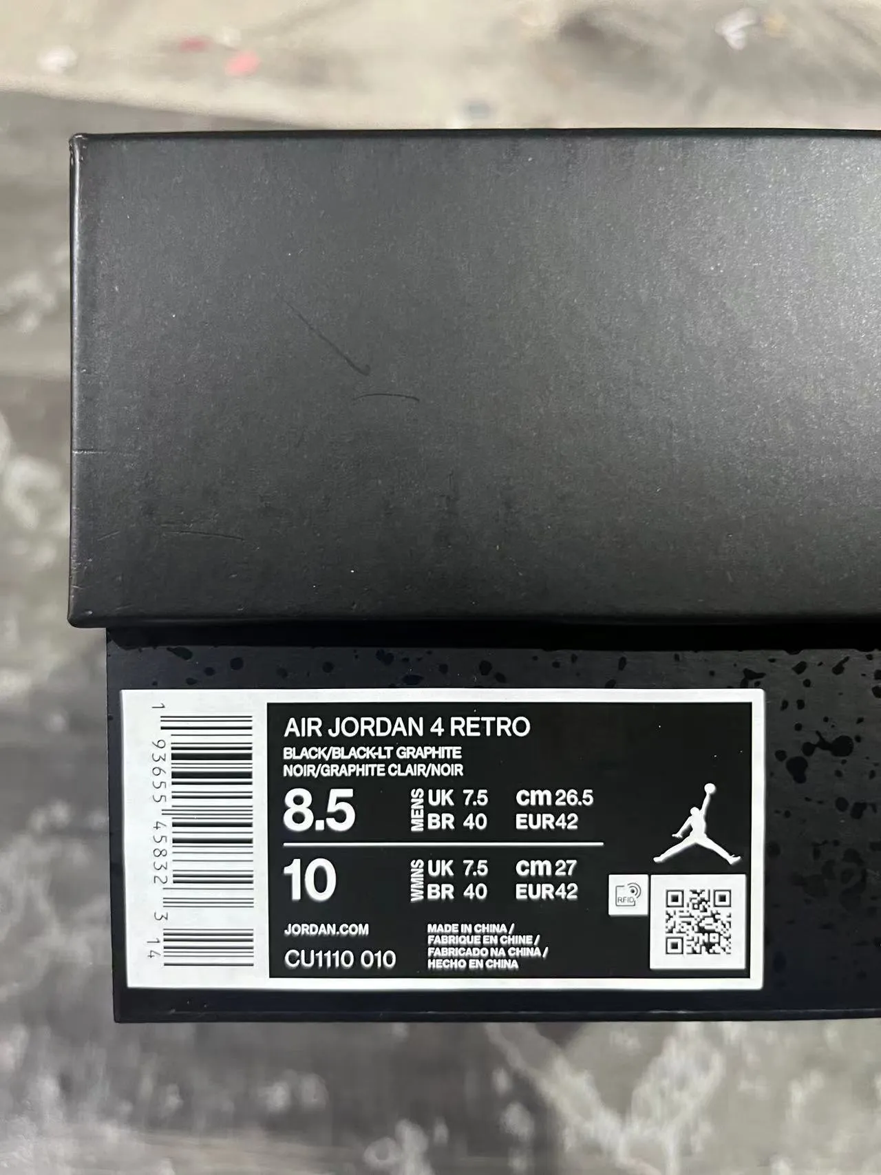 Air Jordan 4 All-Black Basketball Shoes 9