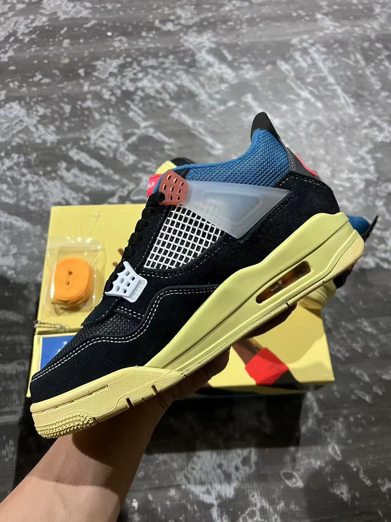 Chaussures de basketball Air Jordan 4 noir lime jaune bleu 5