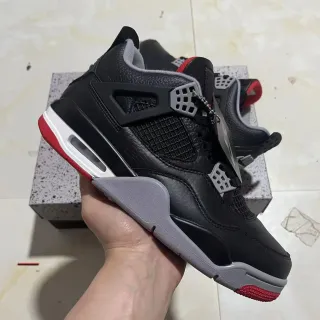 Air Jordan 4 黑红灰 篮球鞋