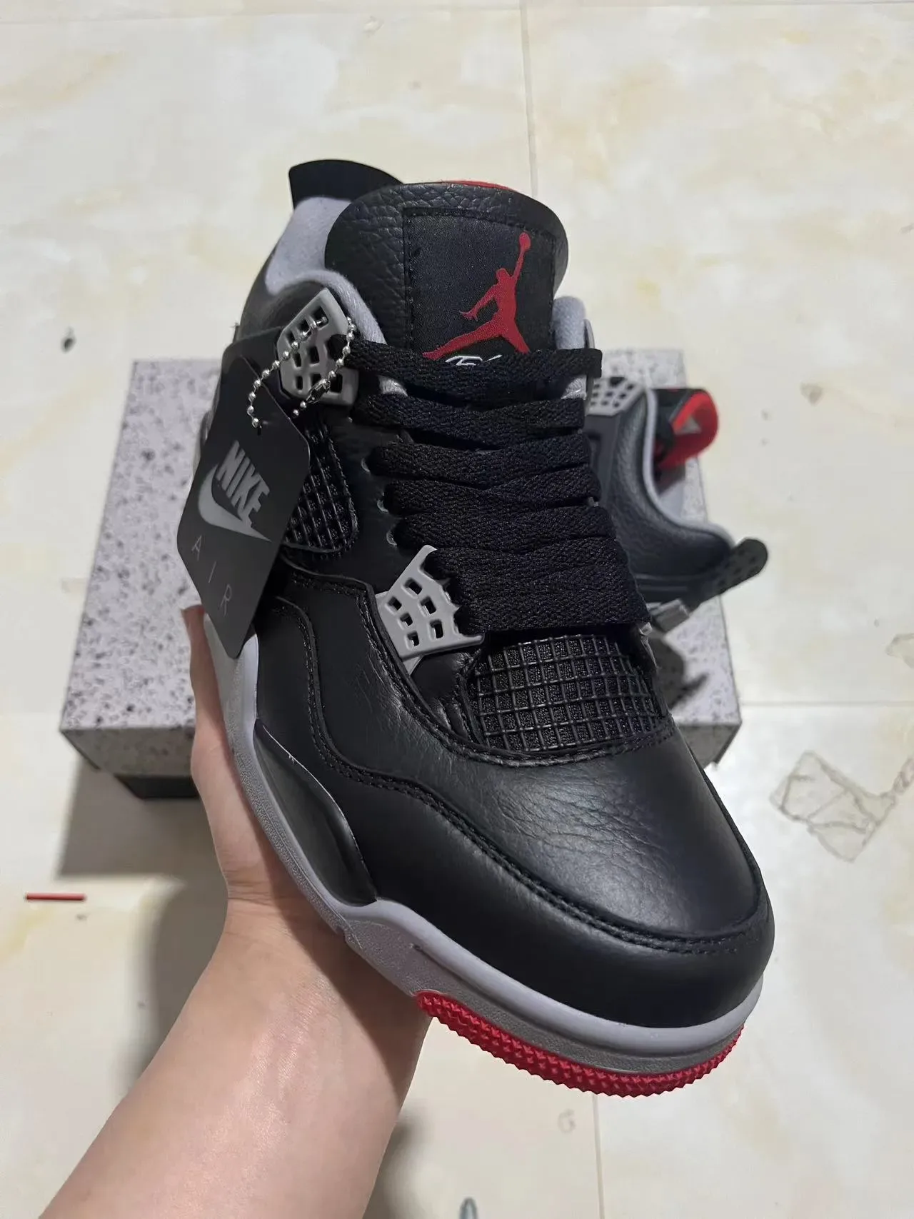 Air Jordan 4 Preto Vermelho Cinza Tênis de Basquete 2