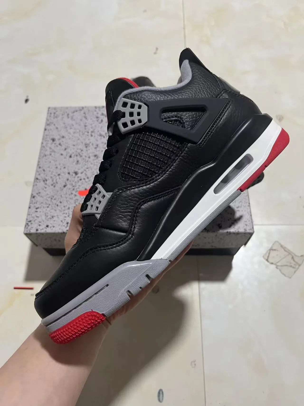 Air Jordan 4 Preto Vermelho Cinza Tênis de Basquete 5